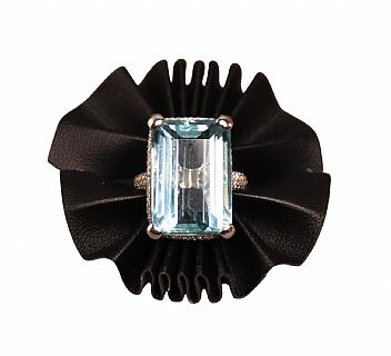 Lot 254 Bijou