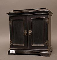 ELY25050940.jpg