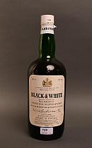 Old scotch whisky Black & White  -  Une bouteille  -  225 cl